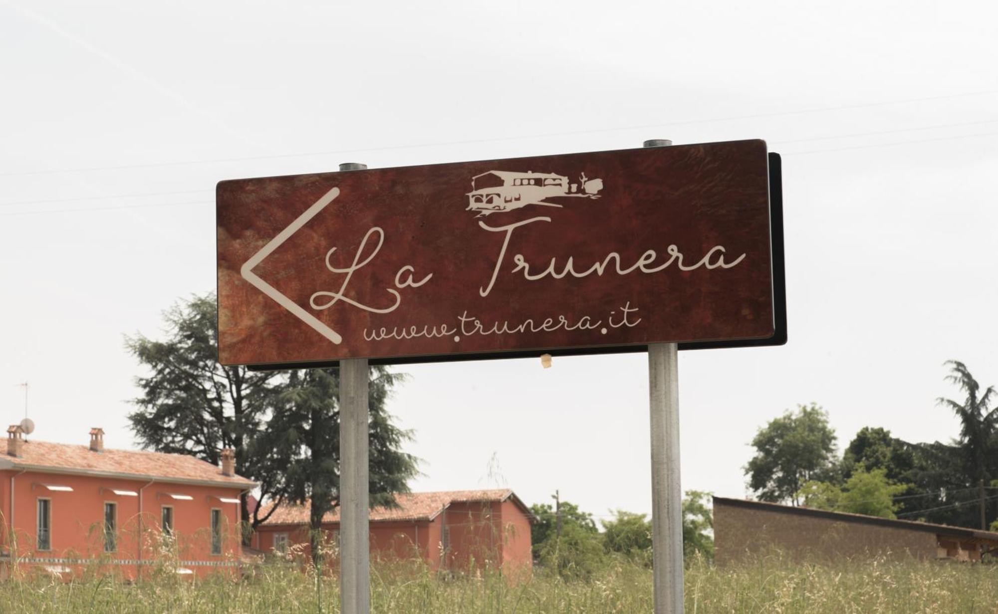 La Trunera Guest House อาเลสซานเดรีย ภายนอก รูปภาพ